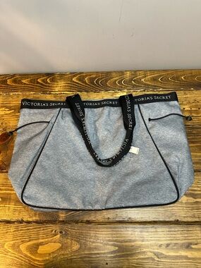 NWT Victoria Secret Tote Bag with Zipper and Adjustable Strings Grey/Black/White